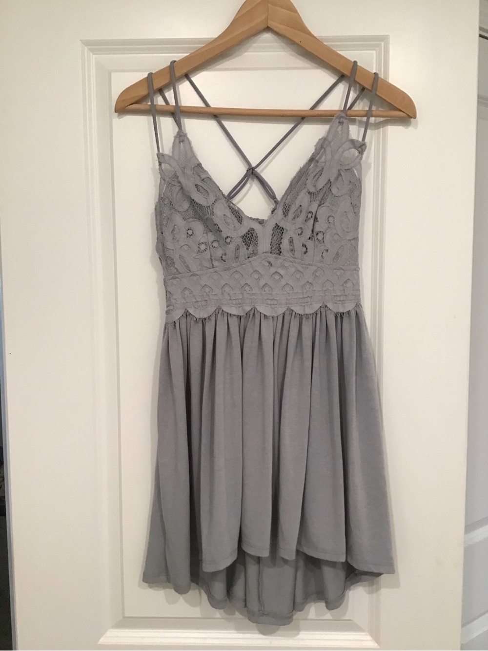 Zenana Outfitters Grey Lace Strappy High-low Top